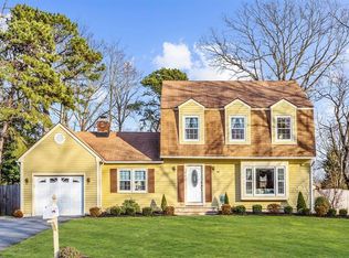 117 Stone Hedge Dr, Toms River, NJ 08753