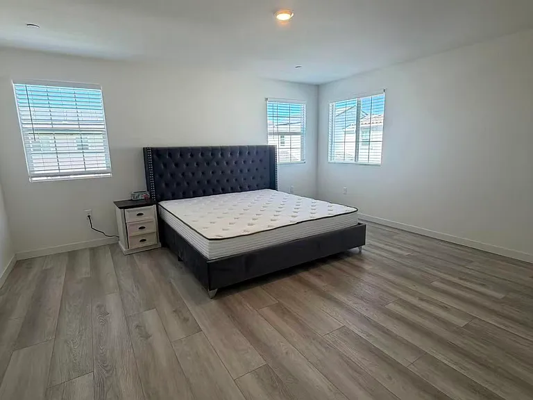 8345 Tempest Way — Photo 12