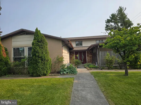 8343 Scotts Level Rd, Baltimore, MD 21208