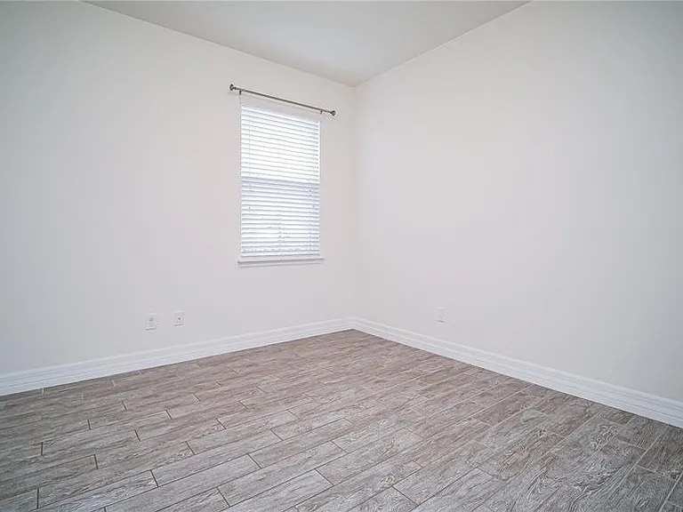 8201 Corkfield Ave — Photo 10
