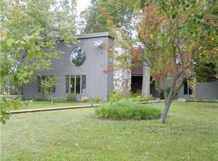 600 Long Lake Rd, Chelsea, MI 48118