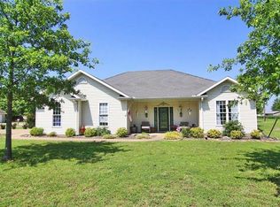 1450 Bloomfield St, Oran, MO 63771