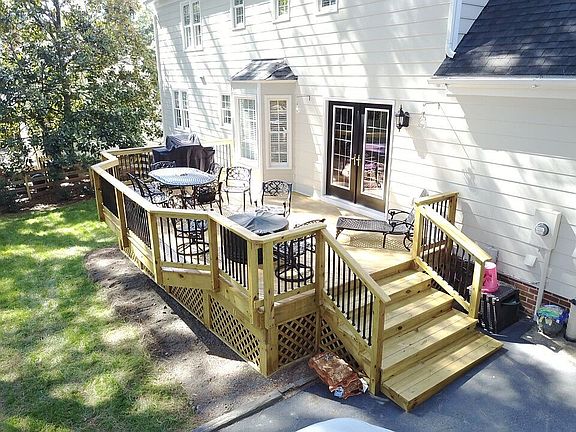3rd image of 519 Belle Grove Ln