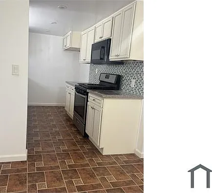 543 Evergreen St #1 — Photo 25