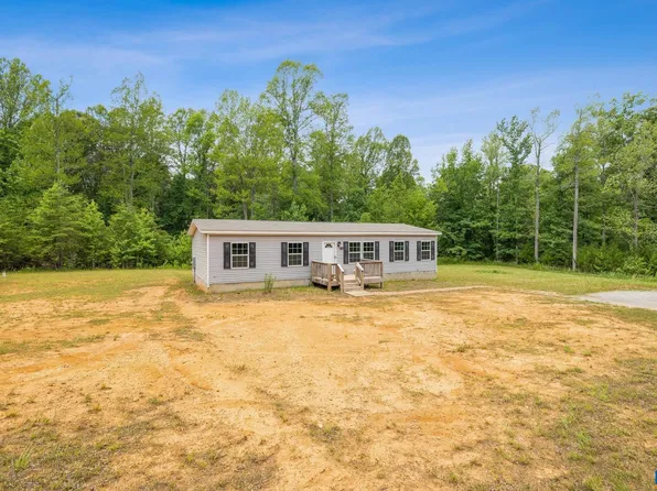 1920 Waltons Store Rd, Louisa, VA 23093