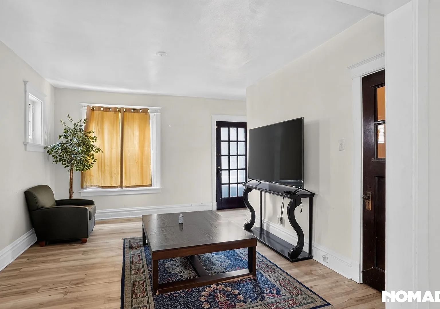 Spacious 1BR Condo in Saint Louis — Photo 1