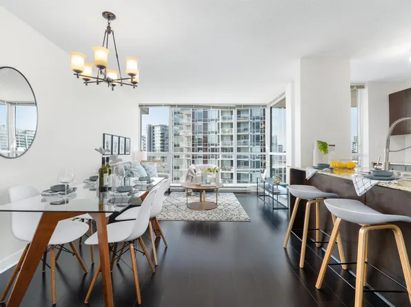 7555 Alderbridge Way #1001, Richmond, BC V6X 4L3