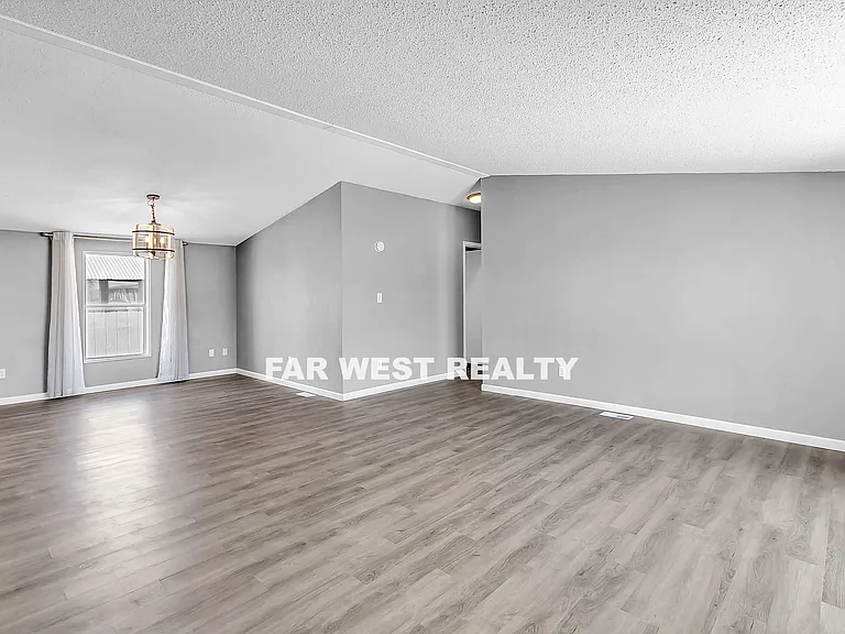 1355 Palo Verde Dr — Photo 20
