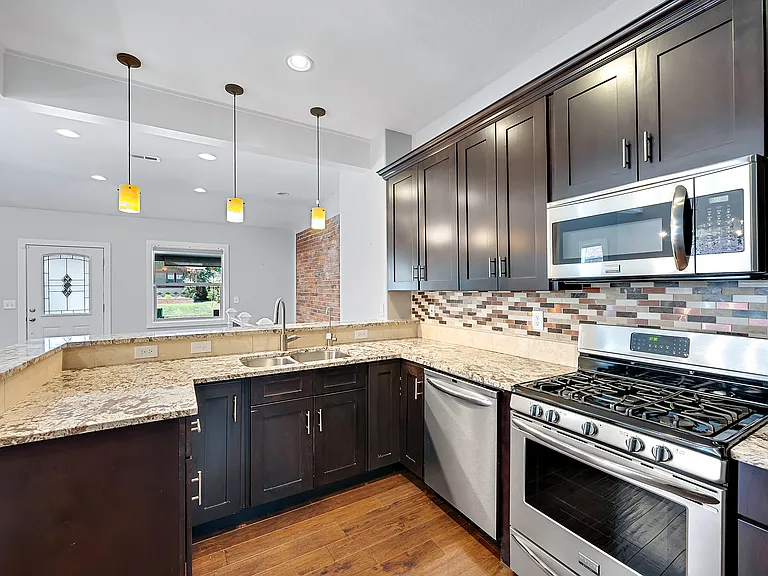 4524 Decatur St — Photo 7