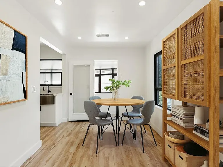 1621 Glendon Ave #2 — Photo 5