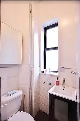 Rented by Hagstrom Management Inc | media 20