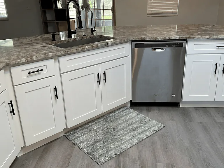 1820 Delki St NW — Photo 7