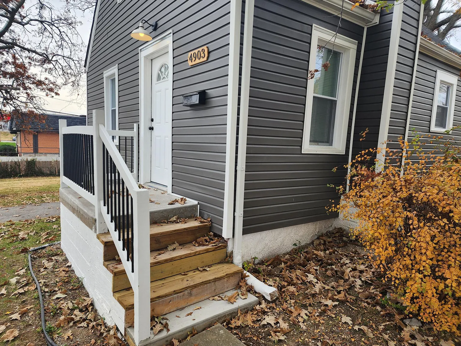 4903 NE Vivion Rd — Photo 3