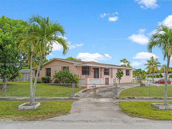 2nd image of 11985 SW 181st Ter