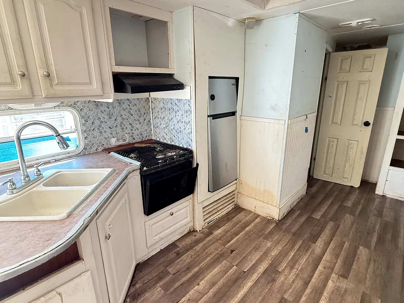 Affordable Rv For Sale - Daytona Beach, Fl — Photo 3