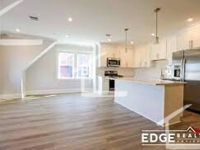 80 N Beacon St #6 — Photo 2