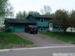 707 Division St E, Buffalo, MN 55313