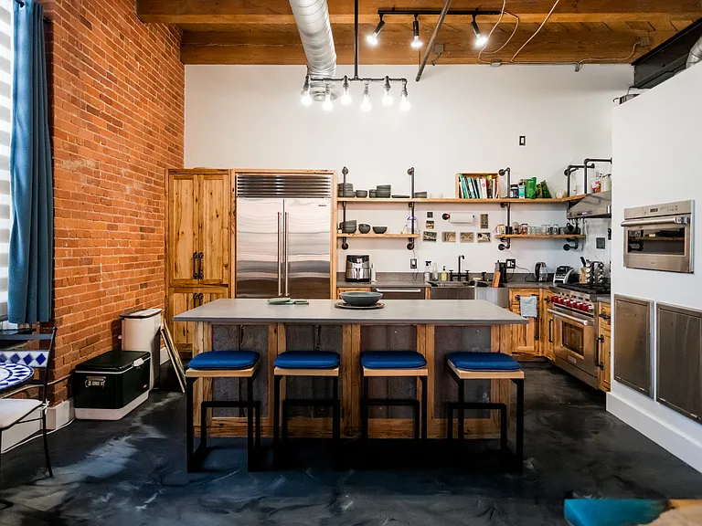 200 River Place Dr #12 — Photo 5