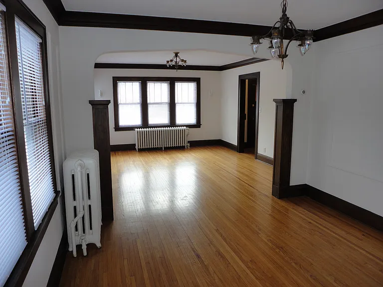 1297 Selby Ave — Photo 6