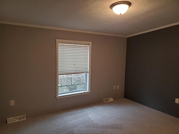 2nd image of 37 Woodbine Ave