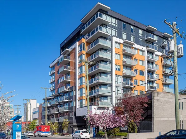 838 Broughton St #807, Victoria, BC V8W 1E4