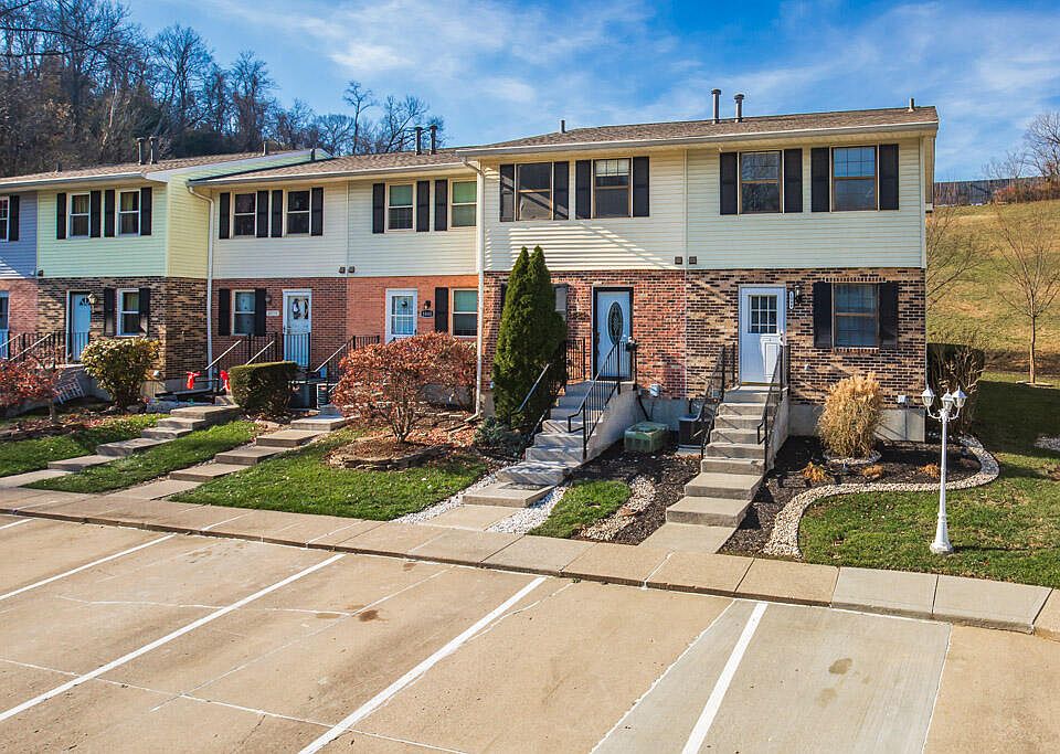 1st image of 1044 Emery Dr