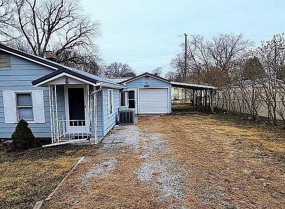 2nd image of 3205 Dean Ave