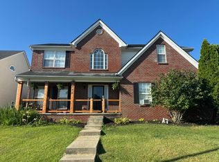 446 Tremont Ln, Winchester, KY 40391