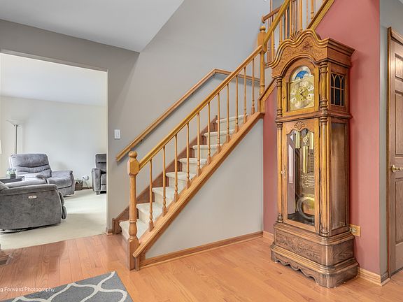 2nd image of 8319 Waterford Dr
