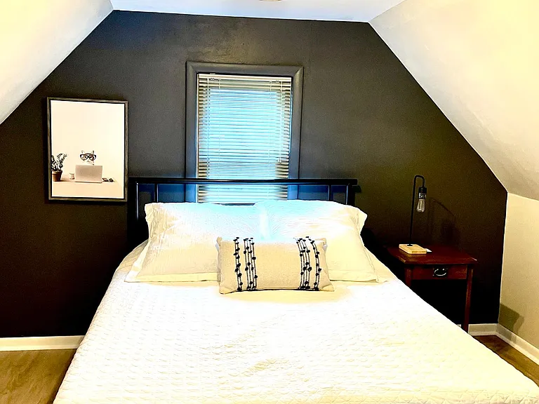 4315 Monona Dr — Photo 32
