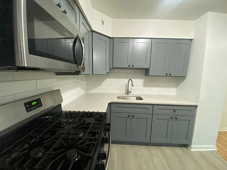 2638 Daphne Rd #1 — Photo 2