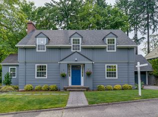 2681 SW Upper Drive Pl, Portland, OR 97201