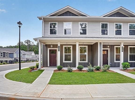 2nd image of 265 Maddux St