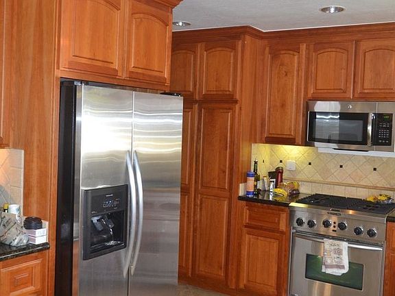 3rd image of 5025 Kevin Ct