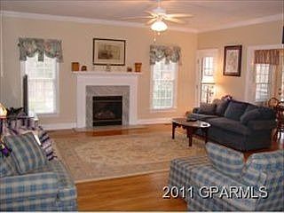 2nd image of 1703 Piccadilly Dr