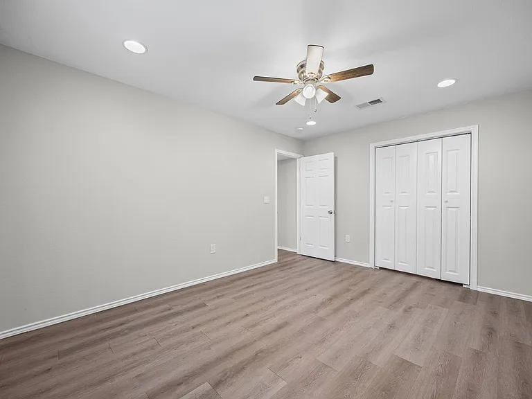 2615 Ektom Dr — Photo 50