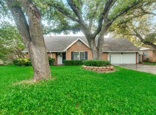 6945 Valhalla Rd, Fort Worth, TX 76116