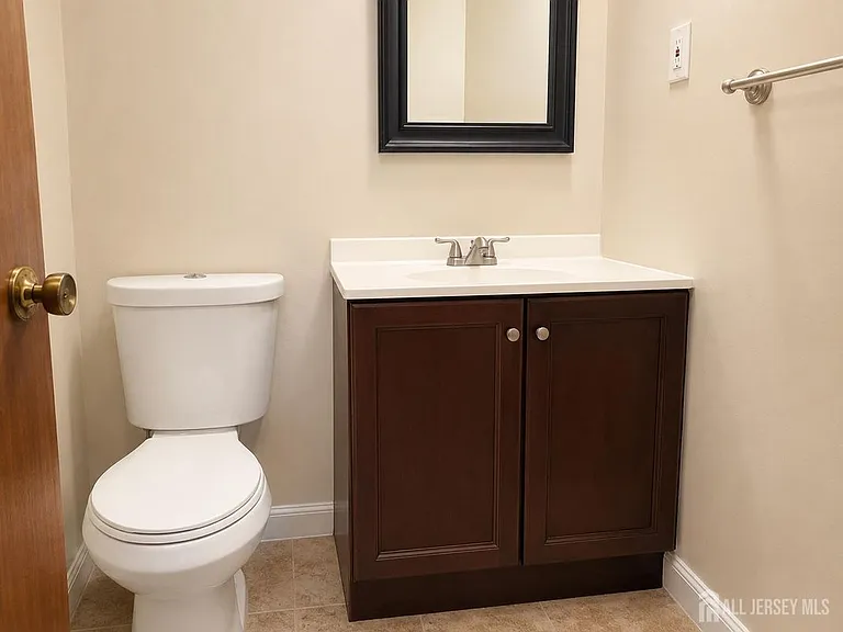 1728 Raspberry Ct — Photo 10