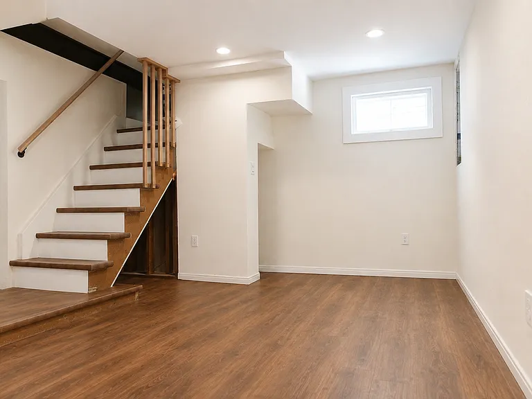 4840 N Yale St — Photo 12