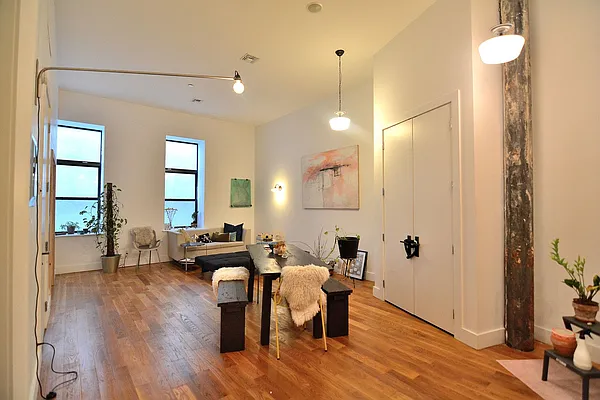 Rented by Hagstrom Management Inc | media 16