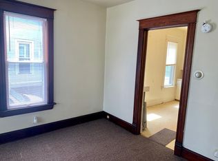 1916 Geneva St, Racine, WI 53402