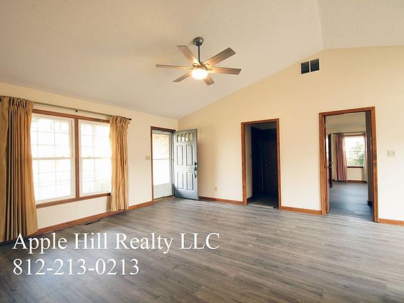 3rd image of 8933 Idaho Dr