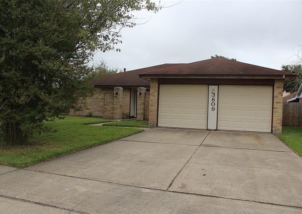 1st image of 3809 Teakwood Dr