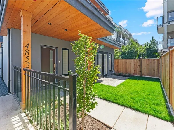 4852 Slocan St, Vancouver, BC V5R 1Y5