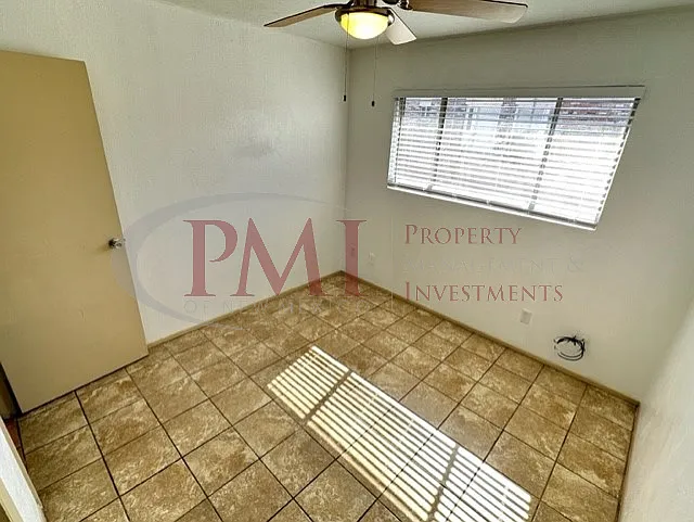 2105 Espina Street #10 — Photo 32