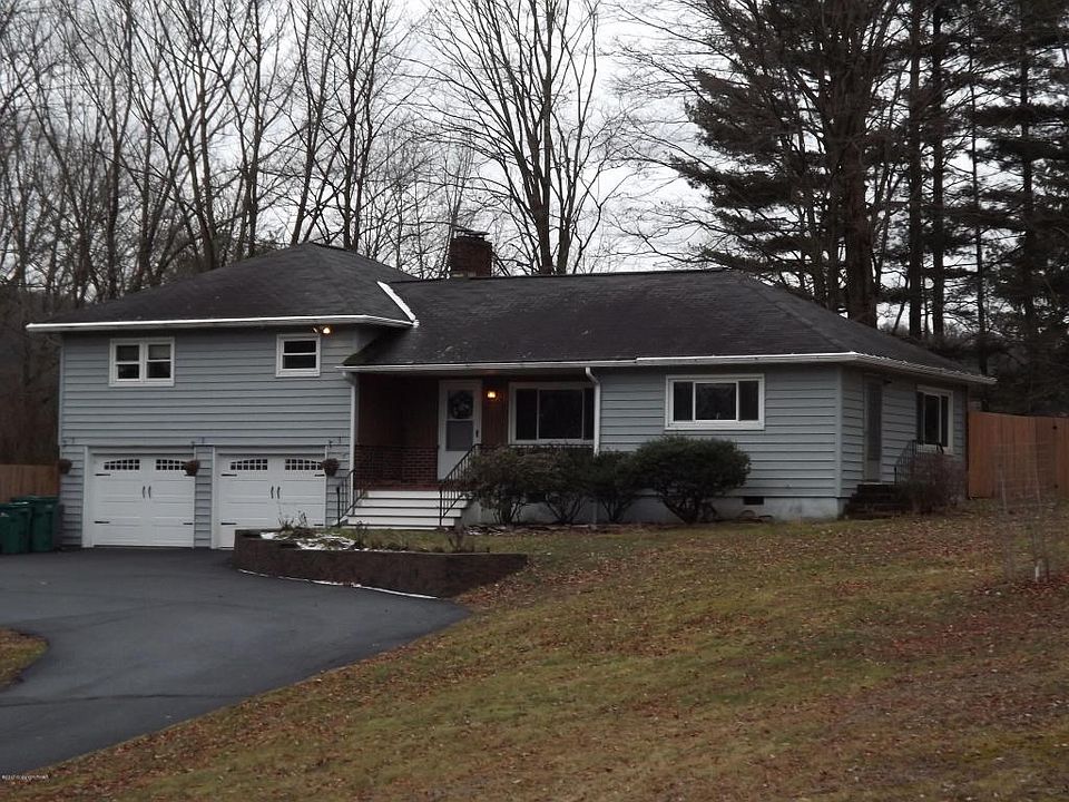 1st image of 105 Vineyard Dr