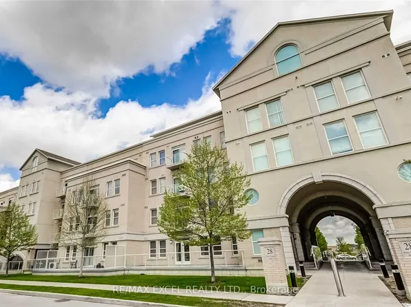 28 Prince Regent St Unit 241, Markham, ON L6C 0V5