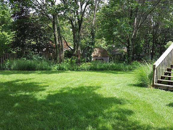 4th image of 15359 Meadowlark Dr