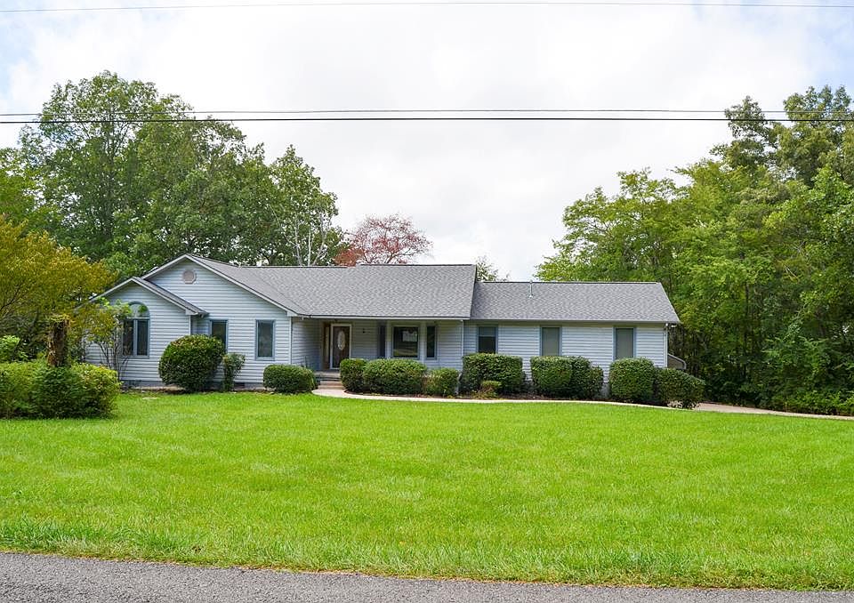 1st image of 2032 Cravens Dr