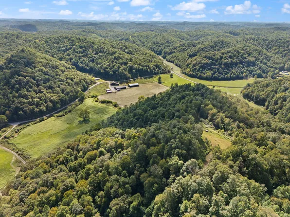 3761 Down And Around Rd, Salyersville, KY 41465